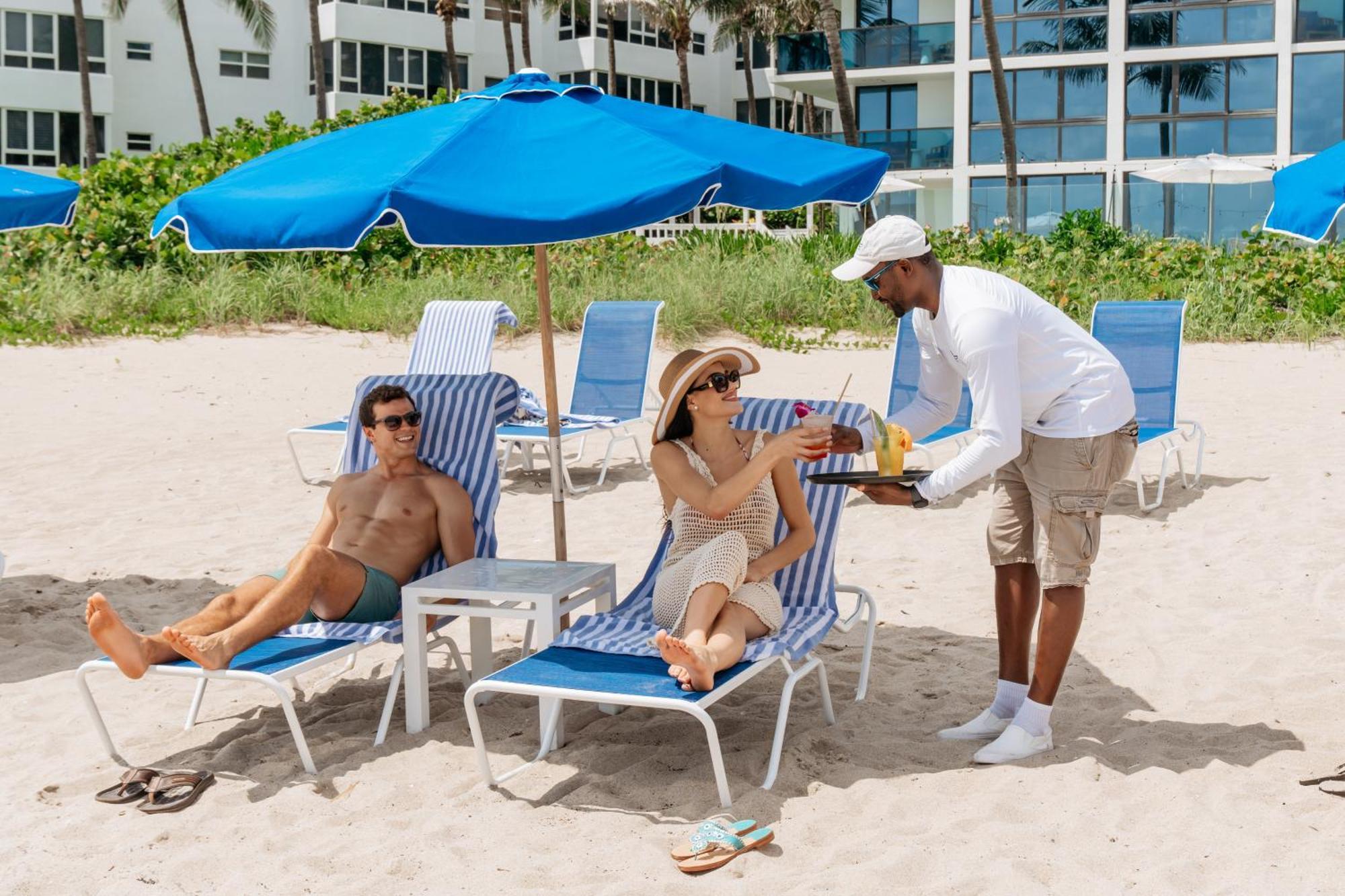 Tideline Palm Beach Ocean Resort And Spa Exterior foto